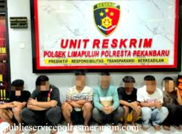 Brutal! Geng Motor Bersenjata Keroyok Remaja di Pekanbaru